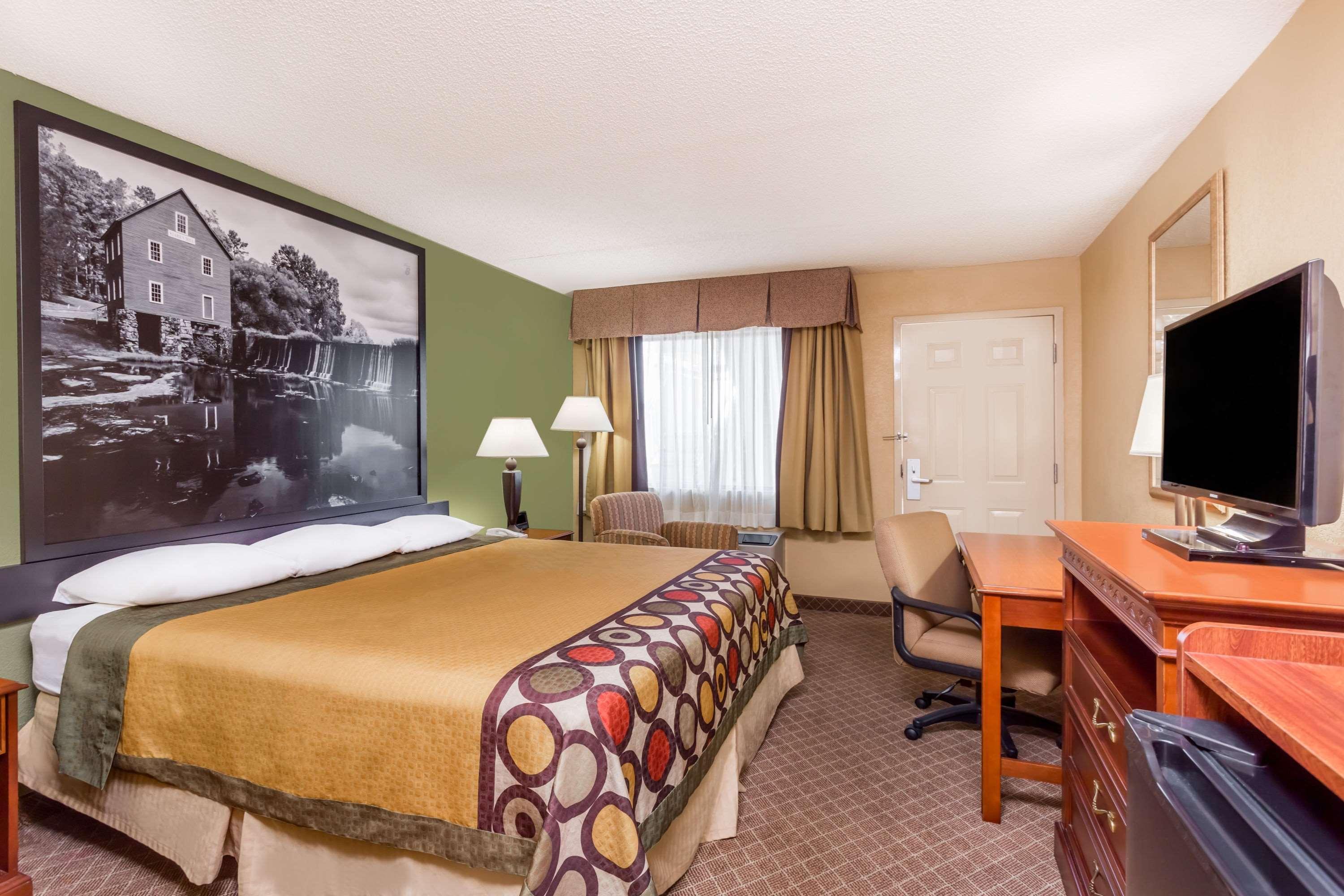 Super 8 By Wyndham Macon West Motel Екстериор снимка