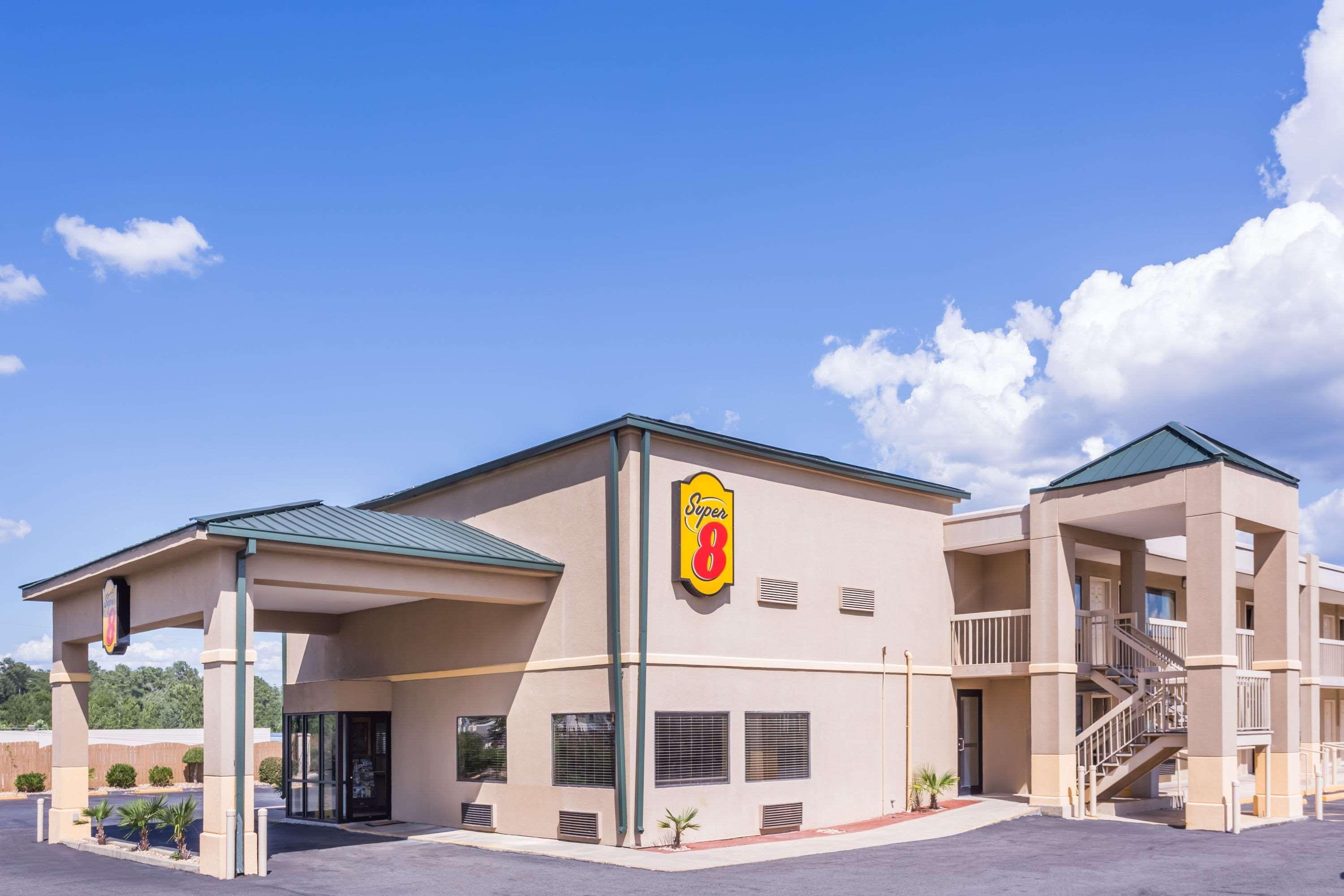 Super 8 By Wyndham Macon West Motel Екстериор снимка