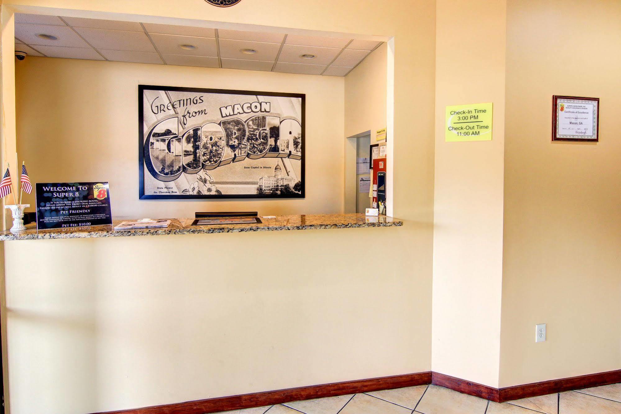 Super 8 By Wyndham Macon West Motel Екстериор снимка